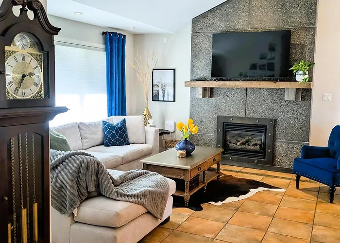 Serene Waterfront Escape With Pool, Hot Tub & Breathtaking Views - Pet Friendly