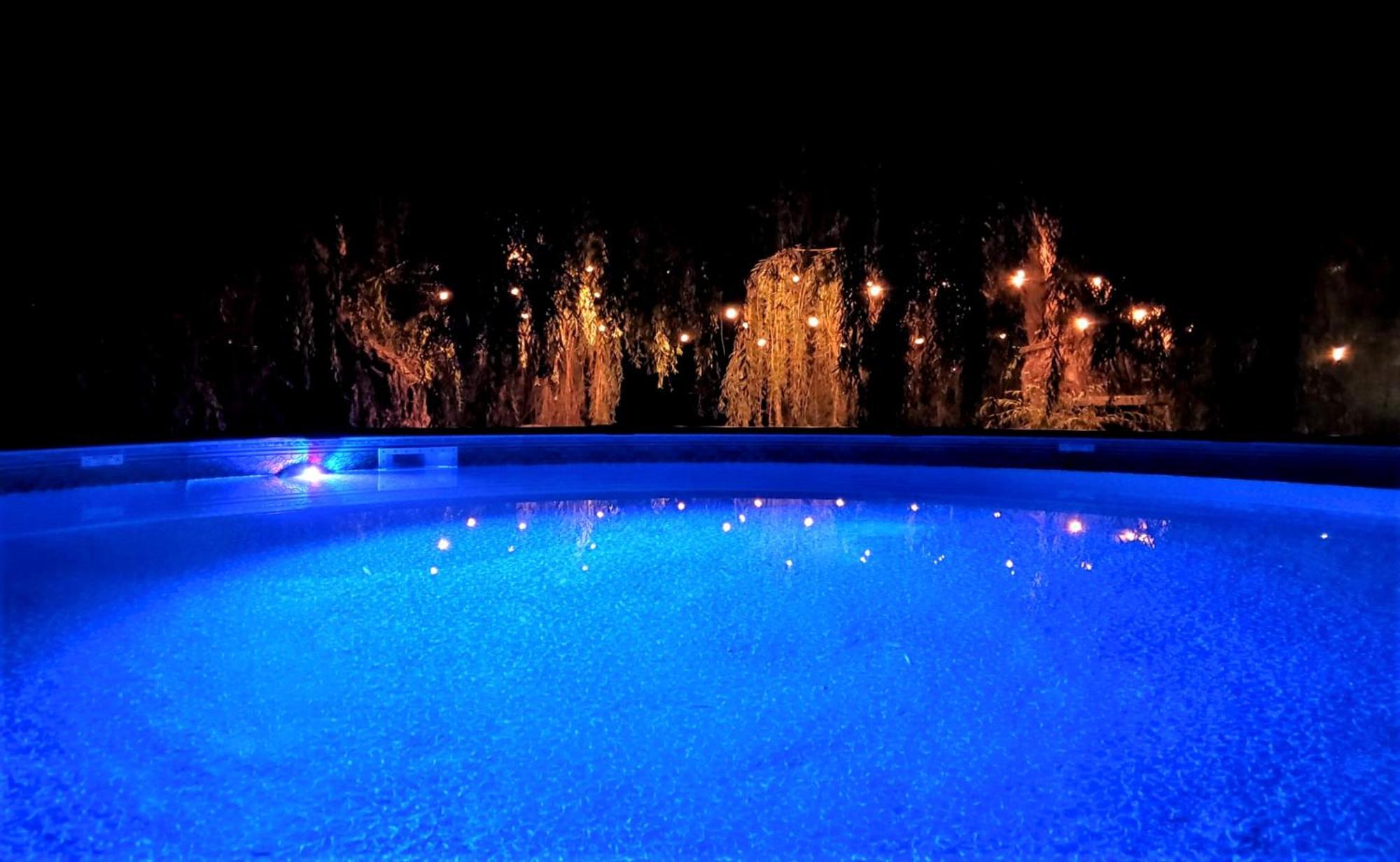 Serene Waterfront Escape With Pool, Hot Tub & Breathtaking Views - Pet Friendly *